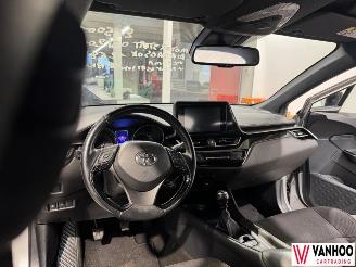 Toyota C-HR  picture 15