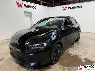 uszkodzony samochody osobowe Opel Corsa  2025/8