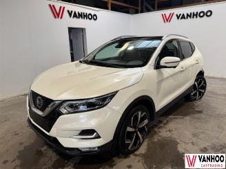 Damaged car Nissan Qashqai  2019/3