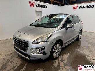 Vrakbiler auto Peugeot 3008  2016/6