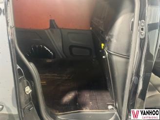 Peugeot Partner  picture 11