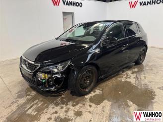 Vaurioauto  passenger cars Peugeot 308  2019/9