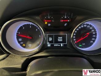 Opel Insignia  picture 18