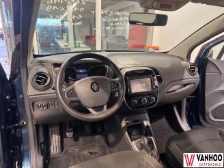 Renault Captur  picture 16