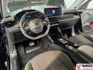 Peugeot e-208  picture 13