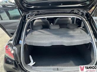 Peugeot e-208  picture 15