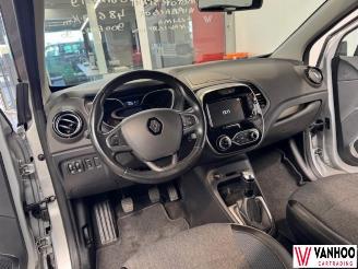 Renault Captur  picture 13