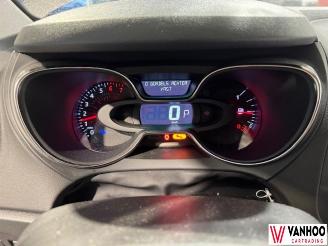 Renault Captur  picture 15
