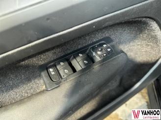 Volvo EX40  picture 22