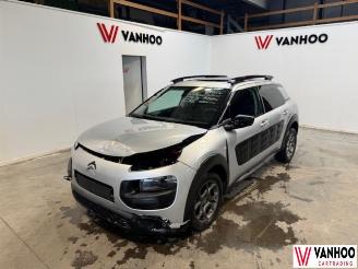 krockskadad bil auto Citroën C4 CACTUS 2017/10