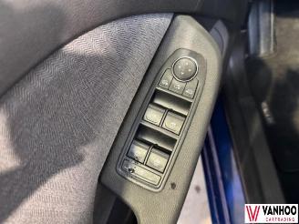 Renault Clio  picture 14