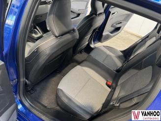 Renault Clio  picture 11