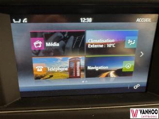 Jaguar XF  picture 22