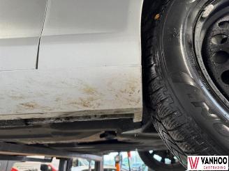 Jaguar XF  picture 13