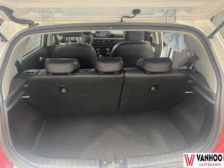 Kia Picanto  picture 16