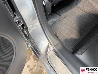 Mitsubishi Space-star STAR picture 10