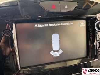 Renault Clio  picture 18