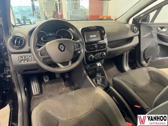 Renault Clio  picture 14