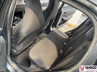 Peugeot 108  picture 14