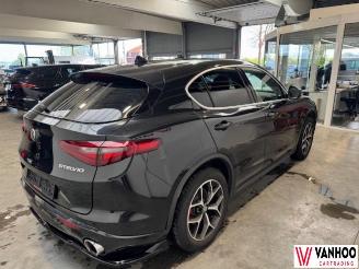 Alfa Romeo Stelvio  picture 7