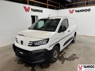 krockskadad bil auto Peugeot Partner  2024/11