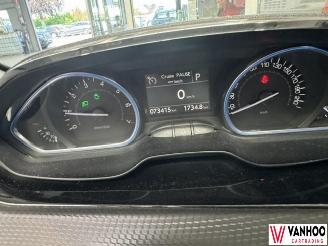 Peugeot 2008  picture 15