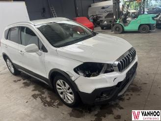 Suzuki SX4 S-CROSS picture 3