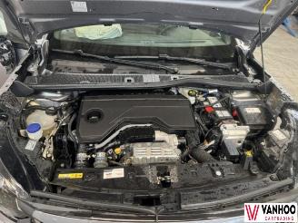 Peugeot 2008  picture 10