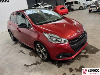 Peugeot 208  picture 4