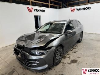Auto incidentate Volkswagen Passat  2025/4