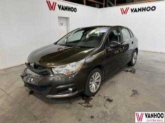 Vaurioauto  passenger cars Citroën C4  2014/3