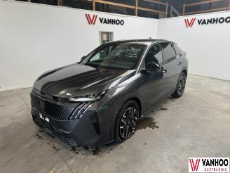 krockskadad bil auto Peugeot 3008  2025/2