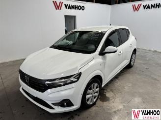 Damaged car Dacia Sandero  2022/7