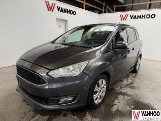 Vaurioauto  passenger cars Ford C-Max  2018/2