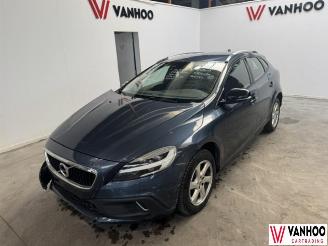 skadebil auto Volvo V-40  2017/4