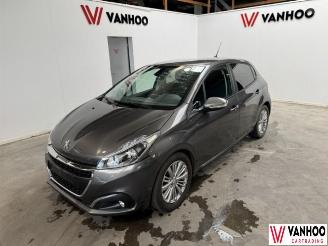 Peugeot 208  picture 1