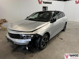 Damaged car Opel Astra  2025/4