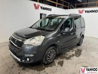 Auto incidentate Peugeot Partner  2018/8