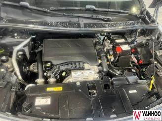 Peugeot 5008  picture 9