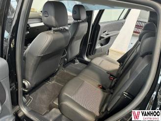 Mercedes GLB  picture 13