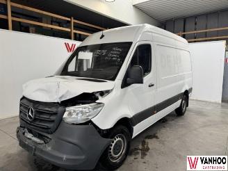skadebil auto Mercedes Sprinter  2020/11