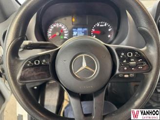 Mercedes Sprinter  picture 16