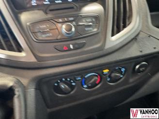 Ford Transit  picture 15