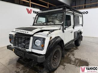 krockskadad bil auto Land Rover Defender  2015/9