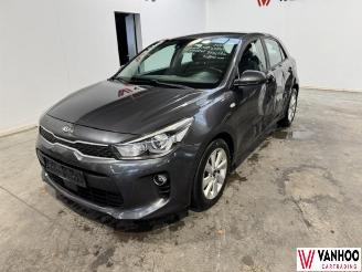 Unfallwagen Kia Rio  2017/7