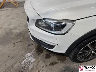 Volvo V-60  picture 2