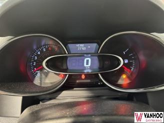 Renault Clio  picture 17