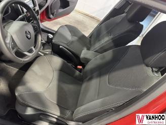 Renault Clio  picture 14