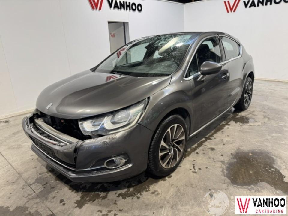 DS Automobiles DS 4 