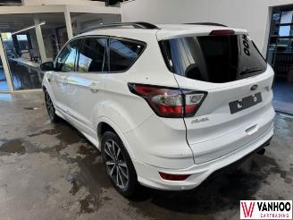Ford Kuga  picture 3